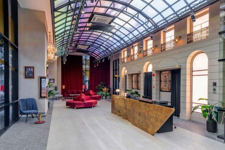 Scarletz Suites Klcc By Luxe Suites 쿠알라룸푸르 외부 사진